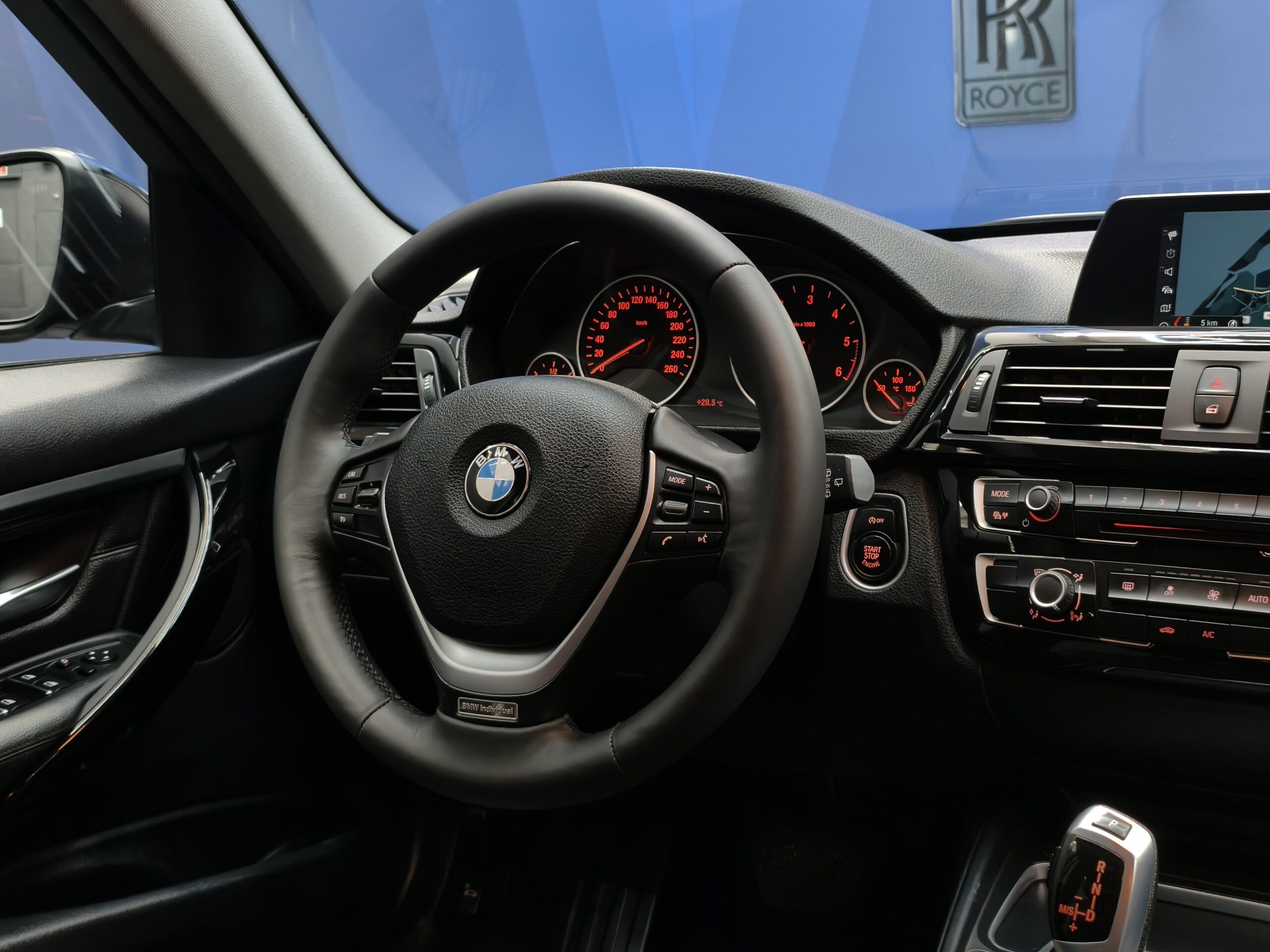 BMW 318 d Touring Aut. Sport Line - Image 15