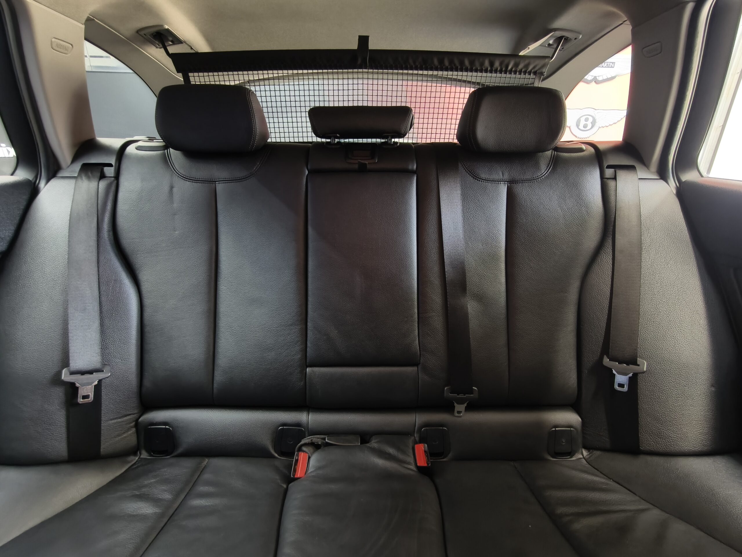 BMW 318 d Touring Aut. Sport Line - Image 28