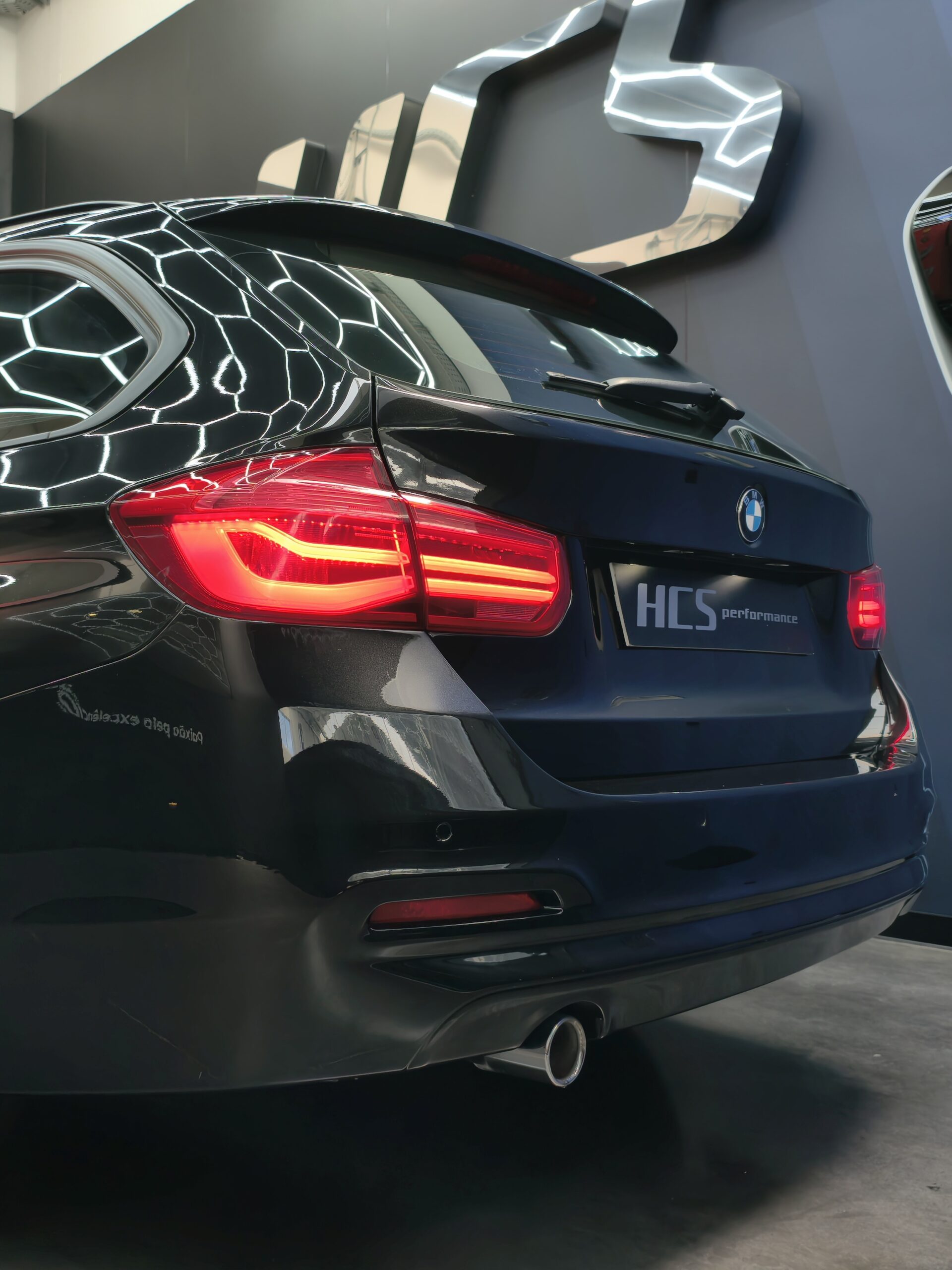 BMW 318 d Touring Aut. Sport Line - Image 2