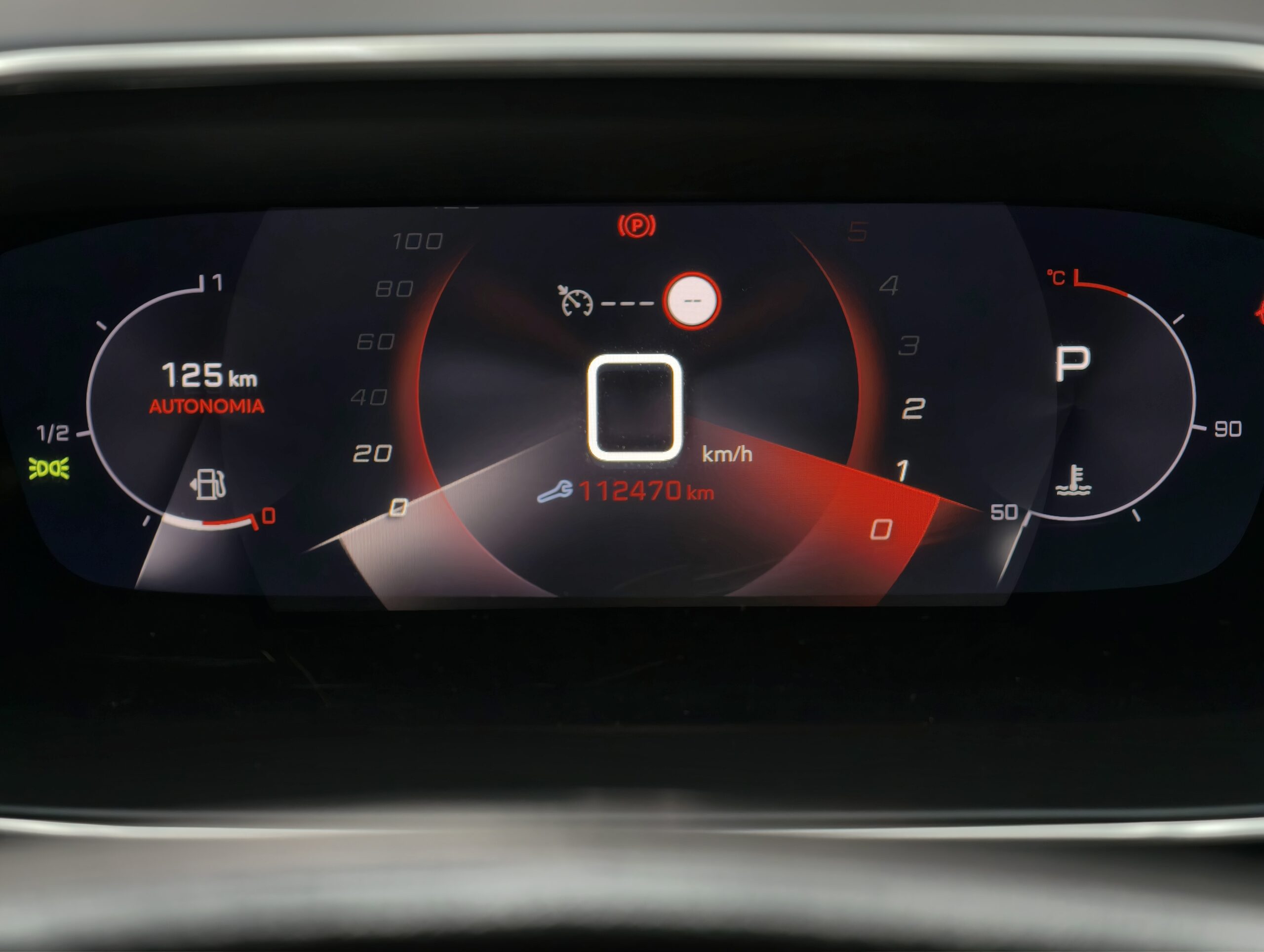 Peugeot 2008 1.5 BlueHDi Allure Pack EAT8 - Image 14