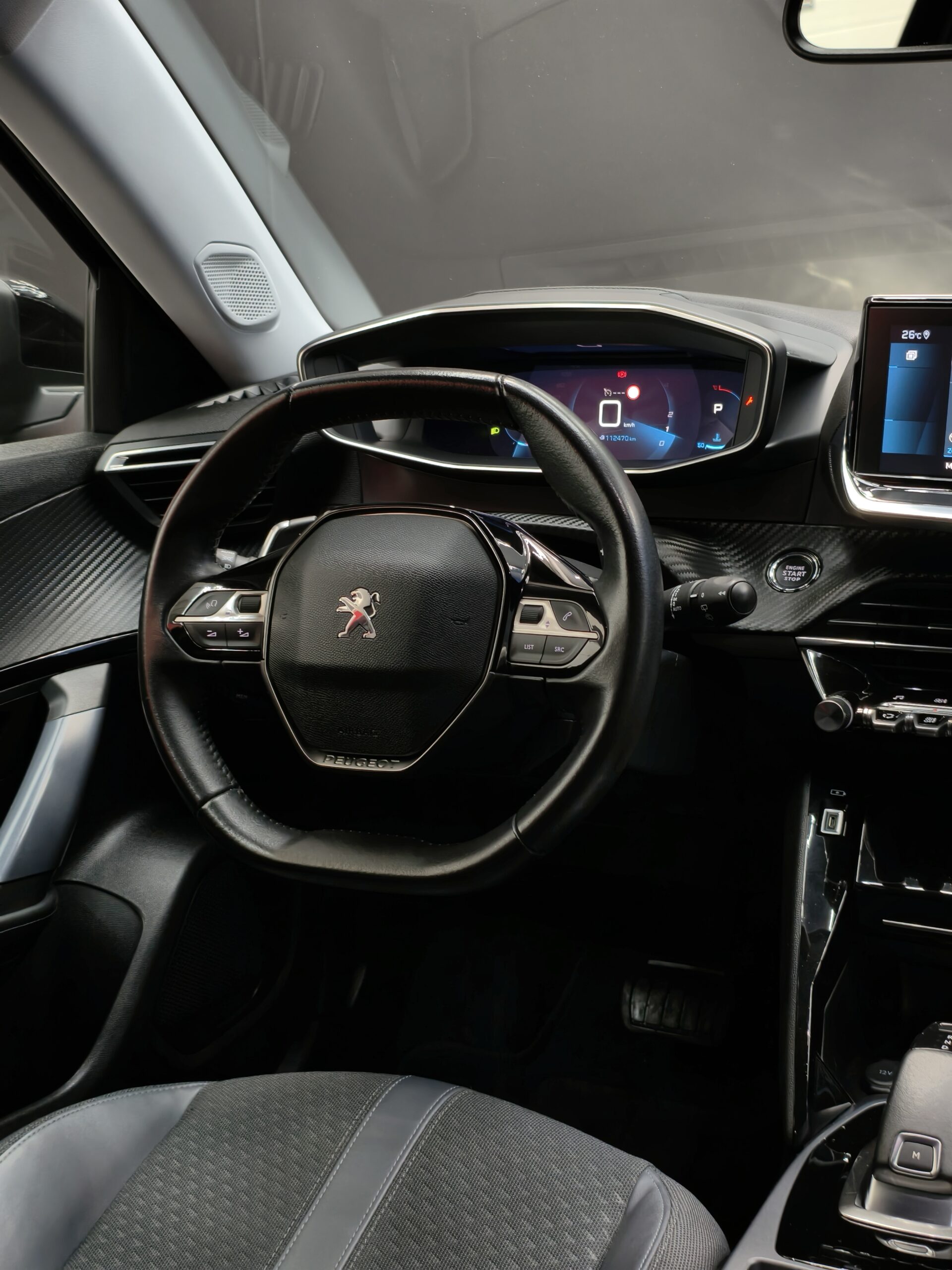 Peugeot 2008 1.5 BlueHDi Allure Pack EAT8 - Image 34