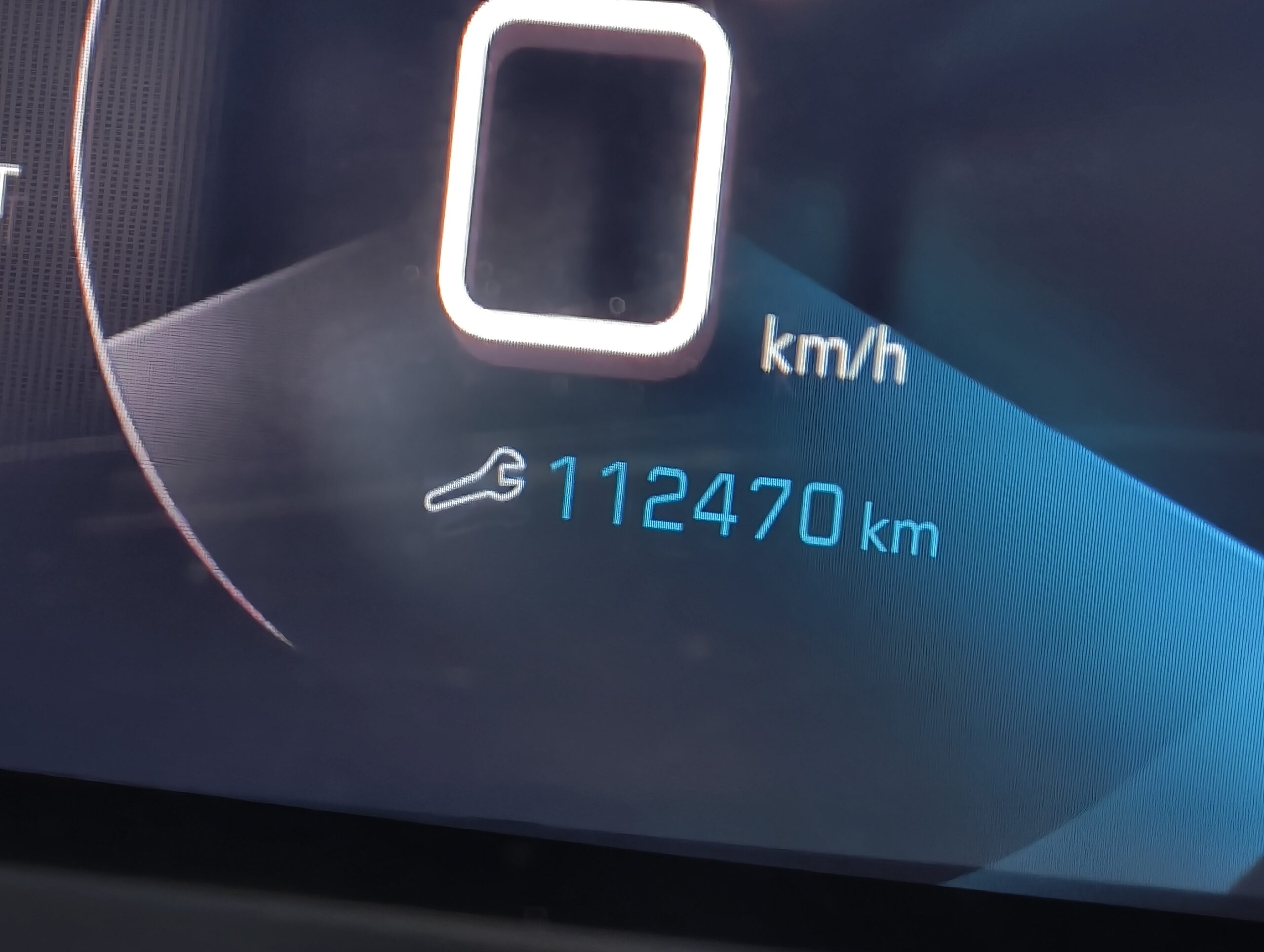 Peugeot 2008 1.5 BlueHDi Allure Pack EAT8 - Image 60