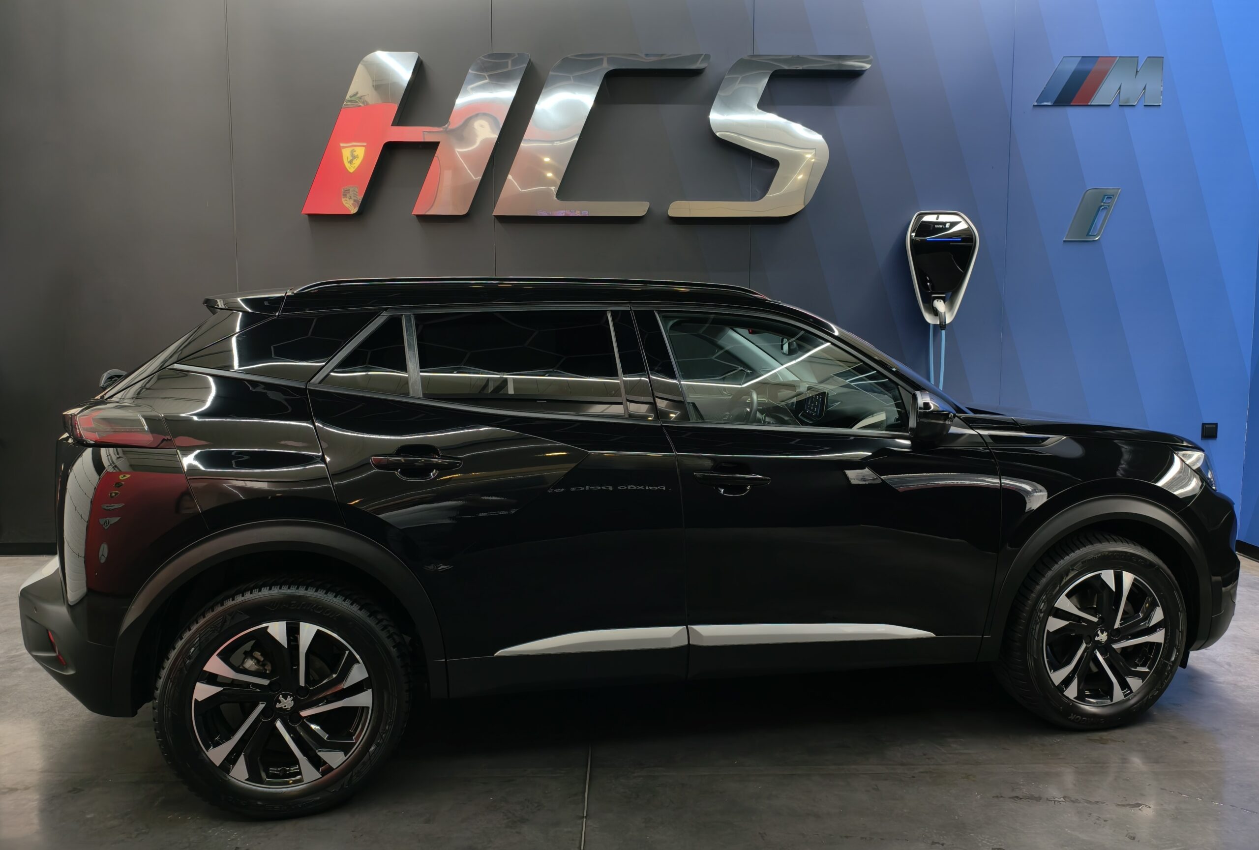 Peugeot 2008 1.5 BlueHDi Allure Pack EAT8 - Image 10