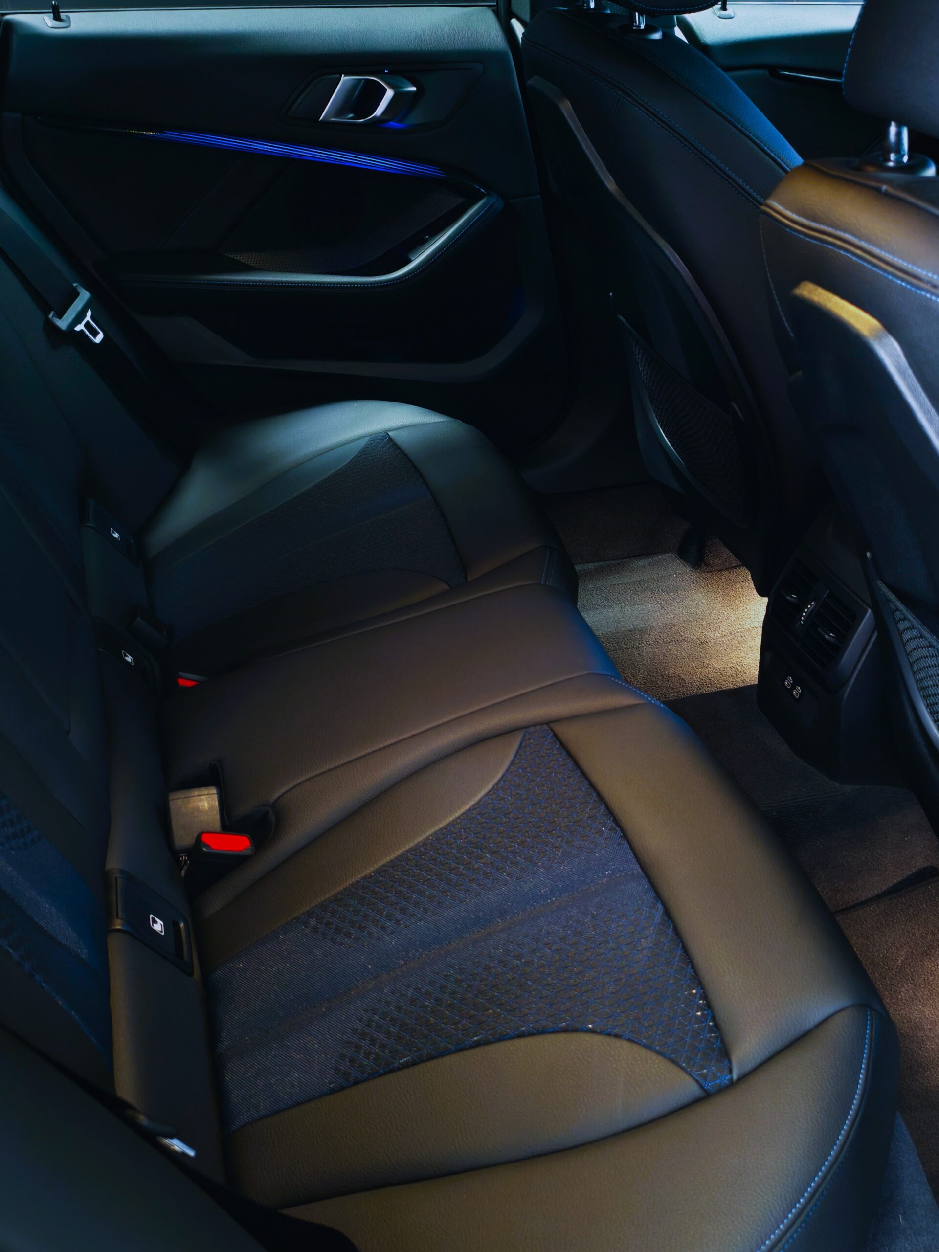 BMW 218 Gran Coupé d Pack Desportivo M - Image 3