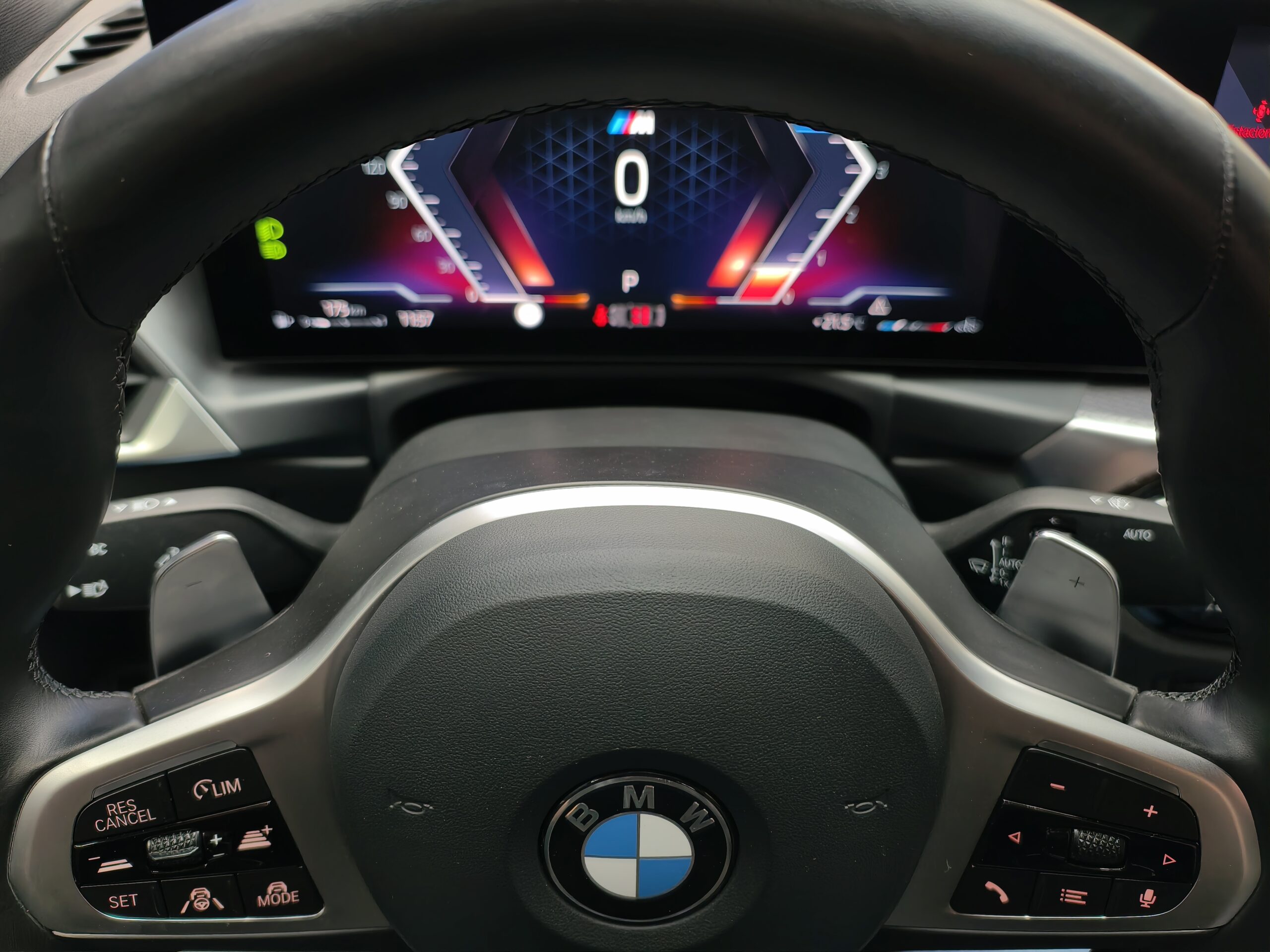 BMW 320 d Pack Desportivo M Pro Auto - Image 42