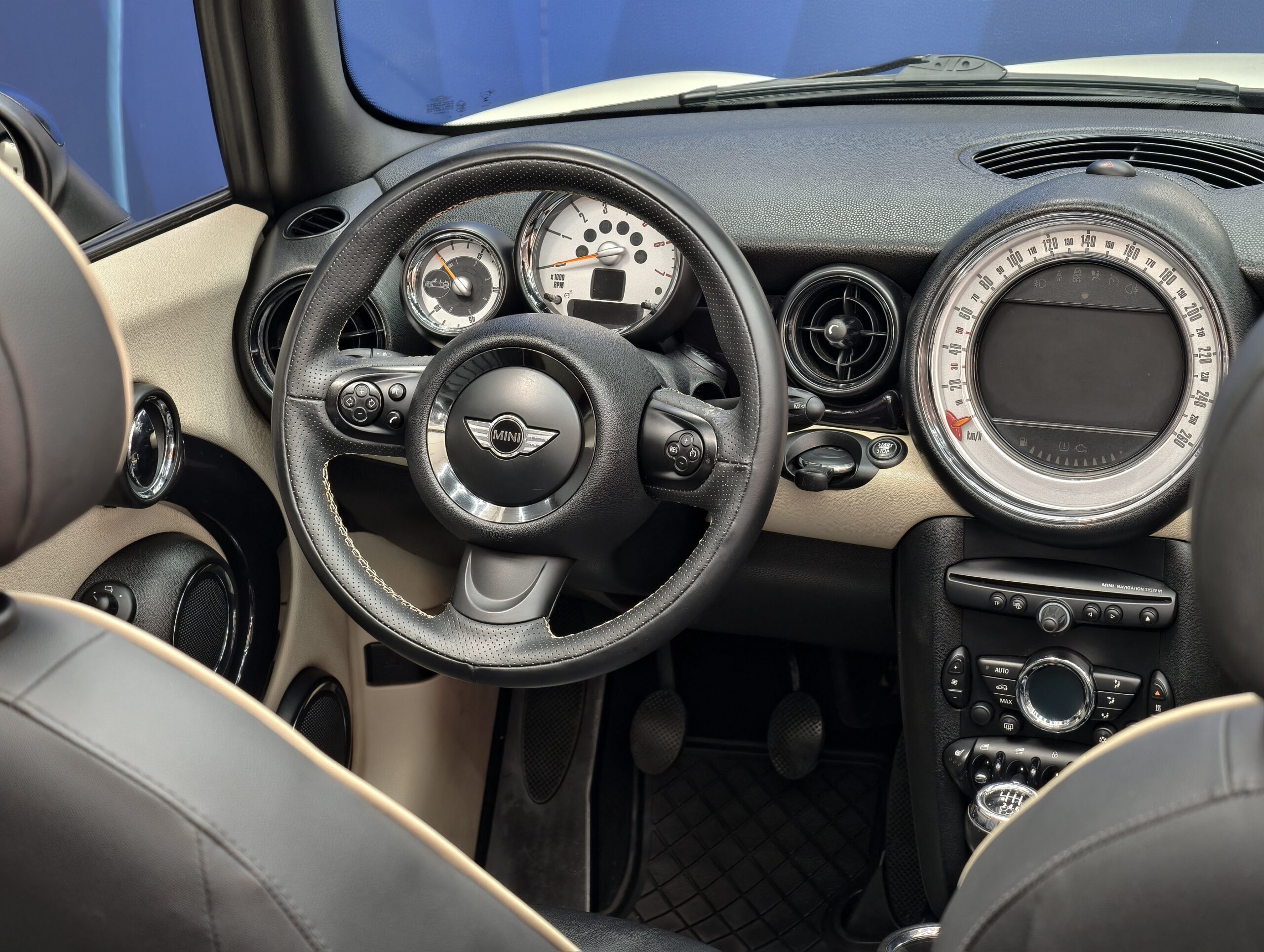 MINI 5 Portas Cooper D - Image 22