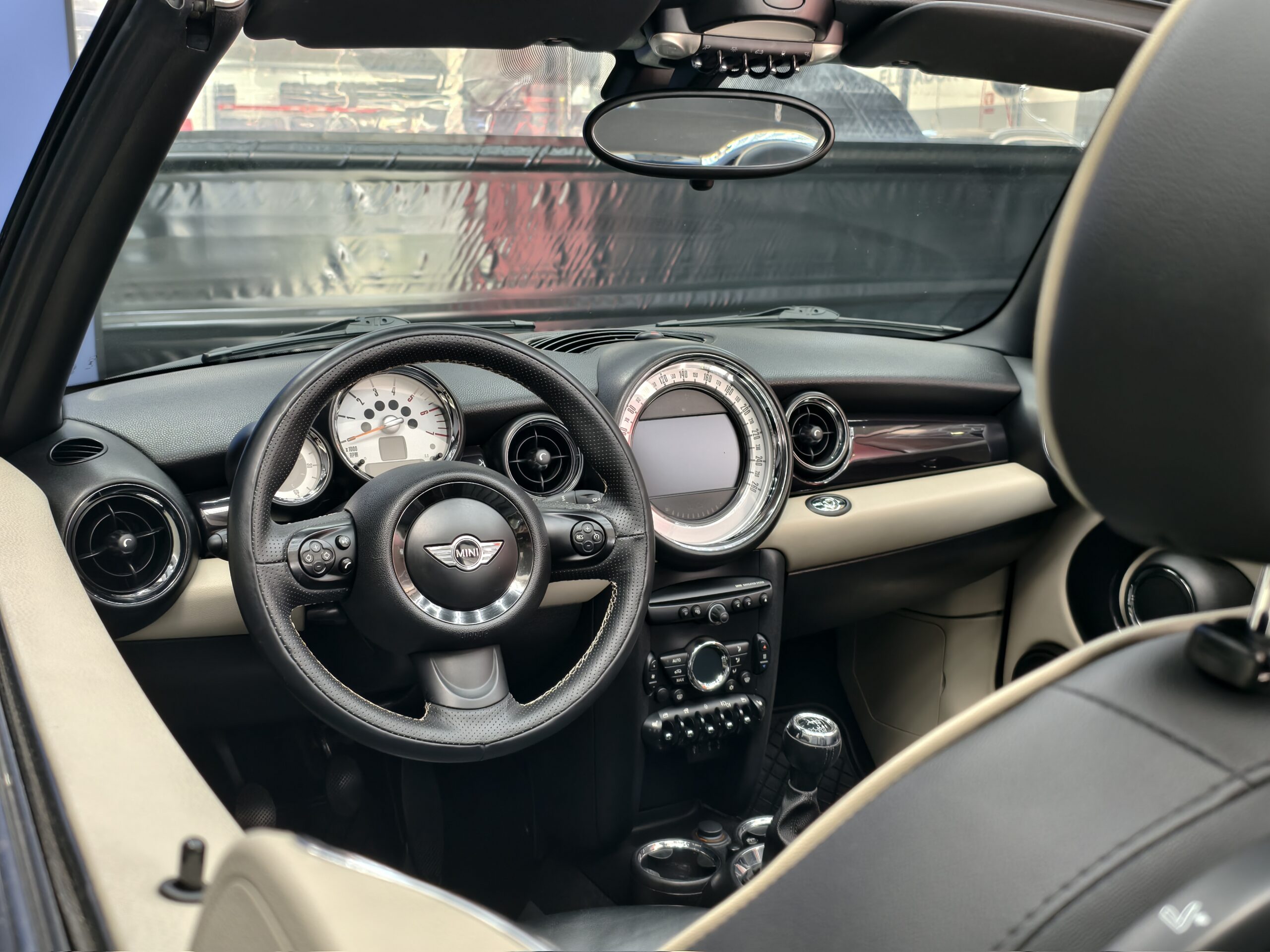 MINI 5 Portas Cooper D - Image 25
