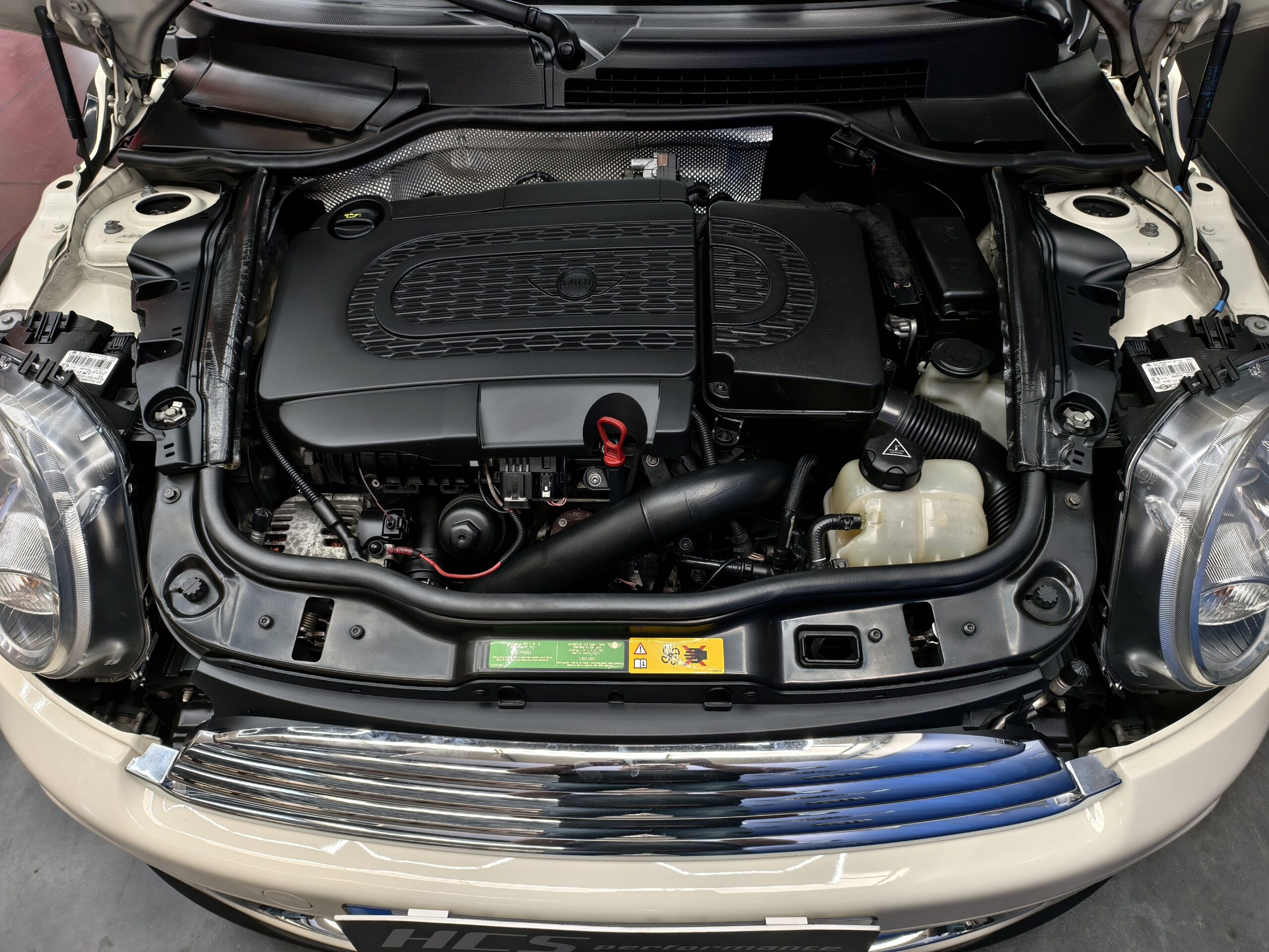 MINI 5 Portas Cooper D - Image 30