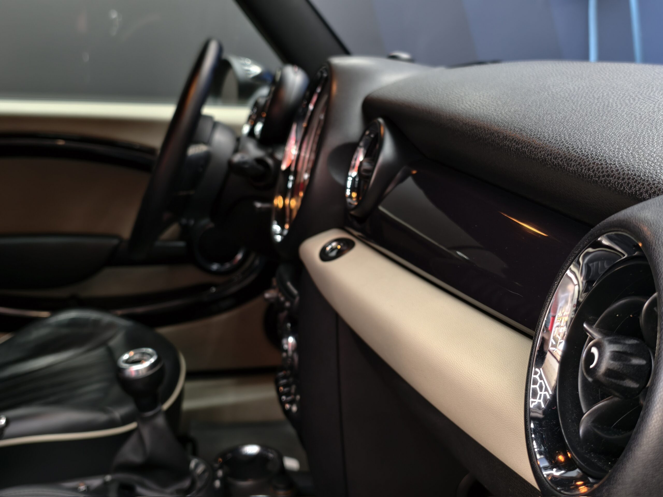 MINI 5 Portas Cooper D - Image 33