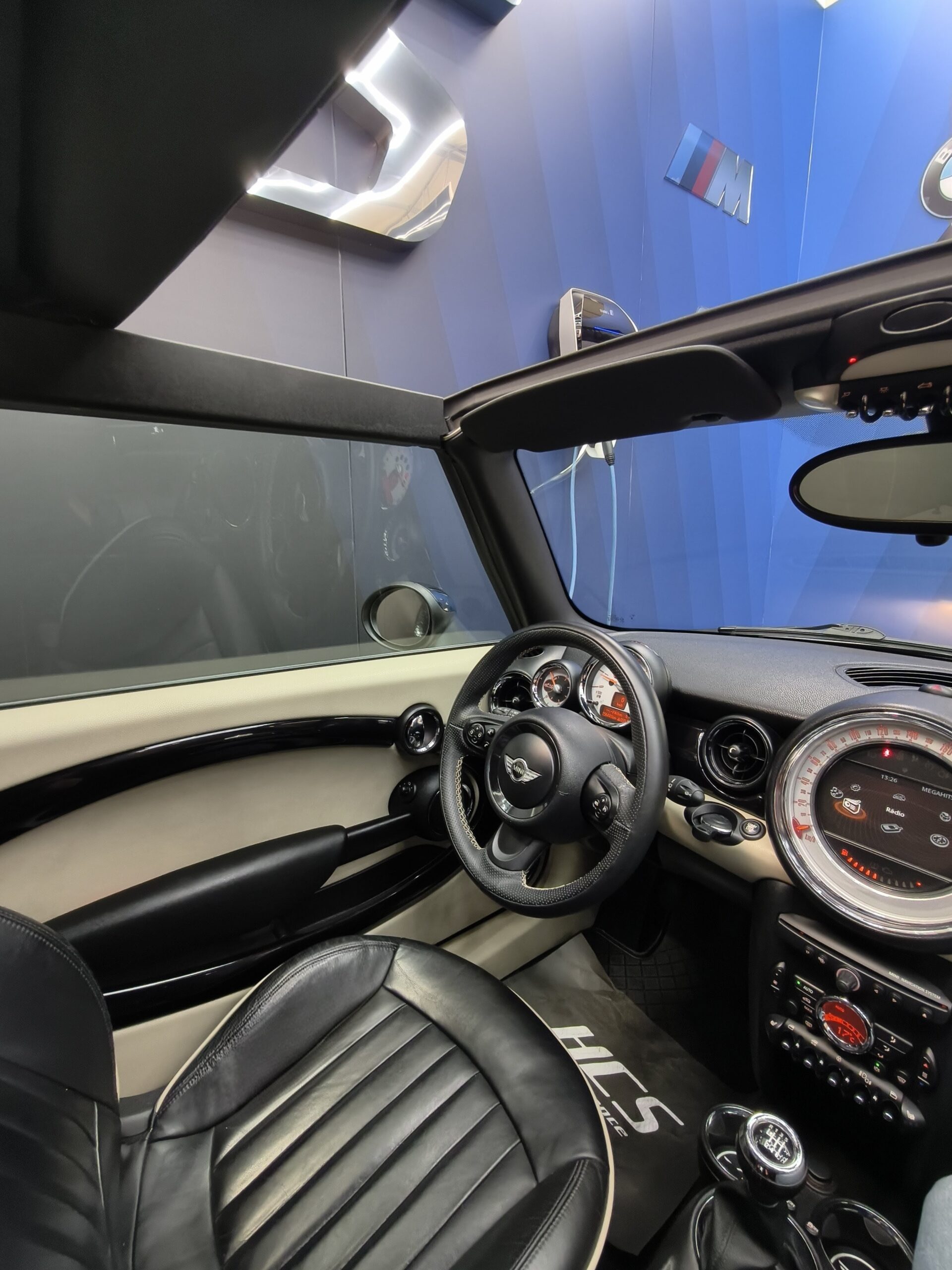 MINI 5 Portas Cooper D - Image 41