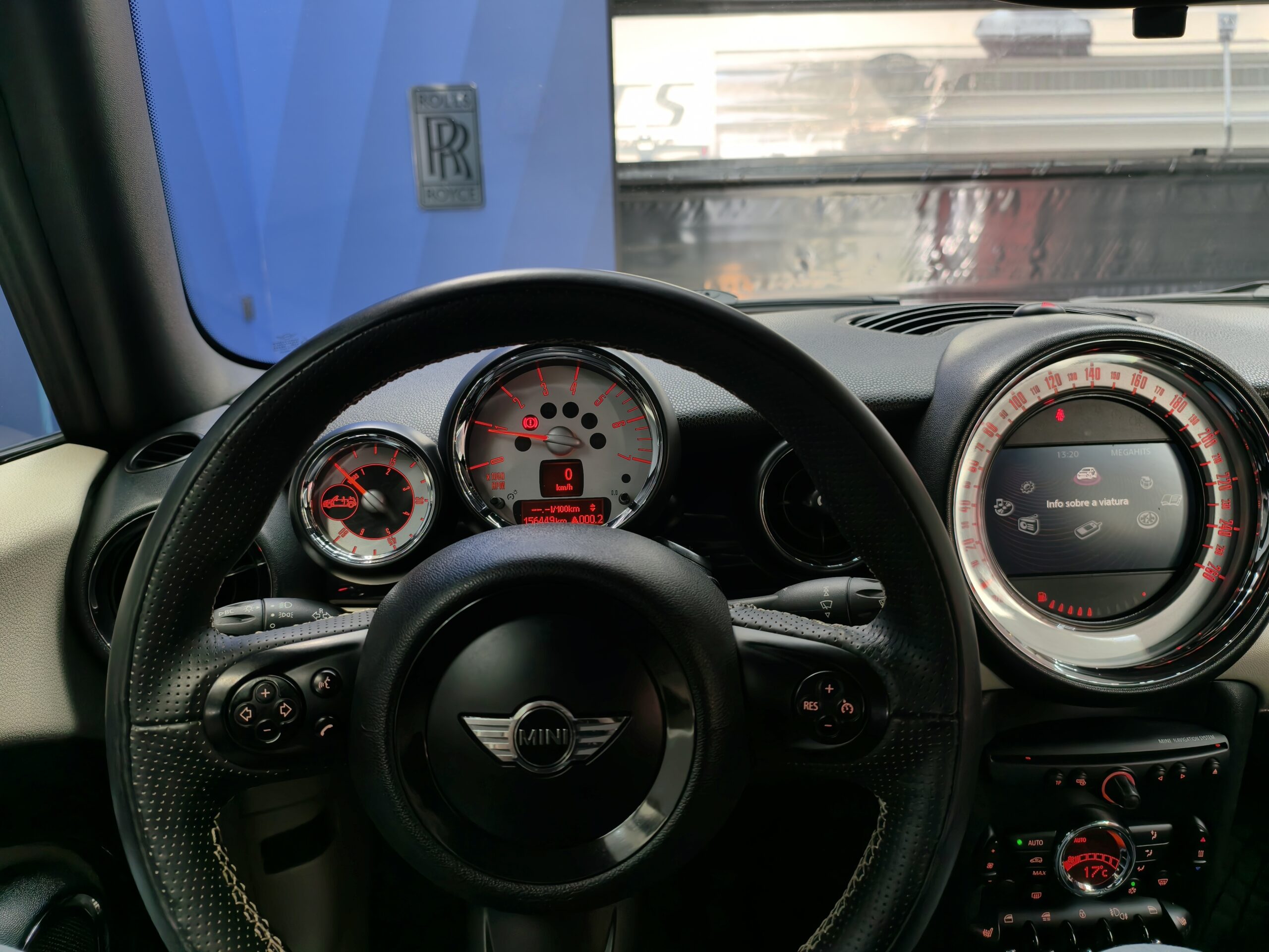 MINI 5 Portas Cooper D - Image 8