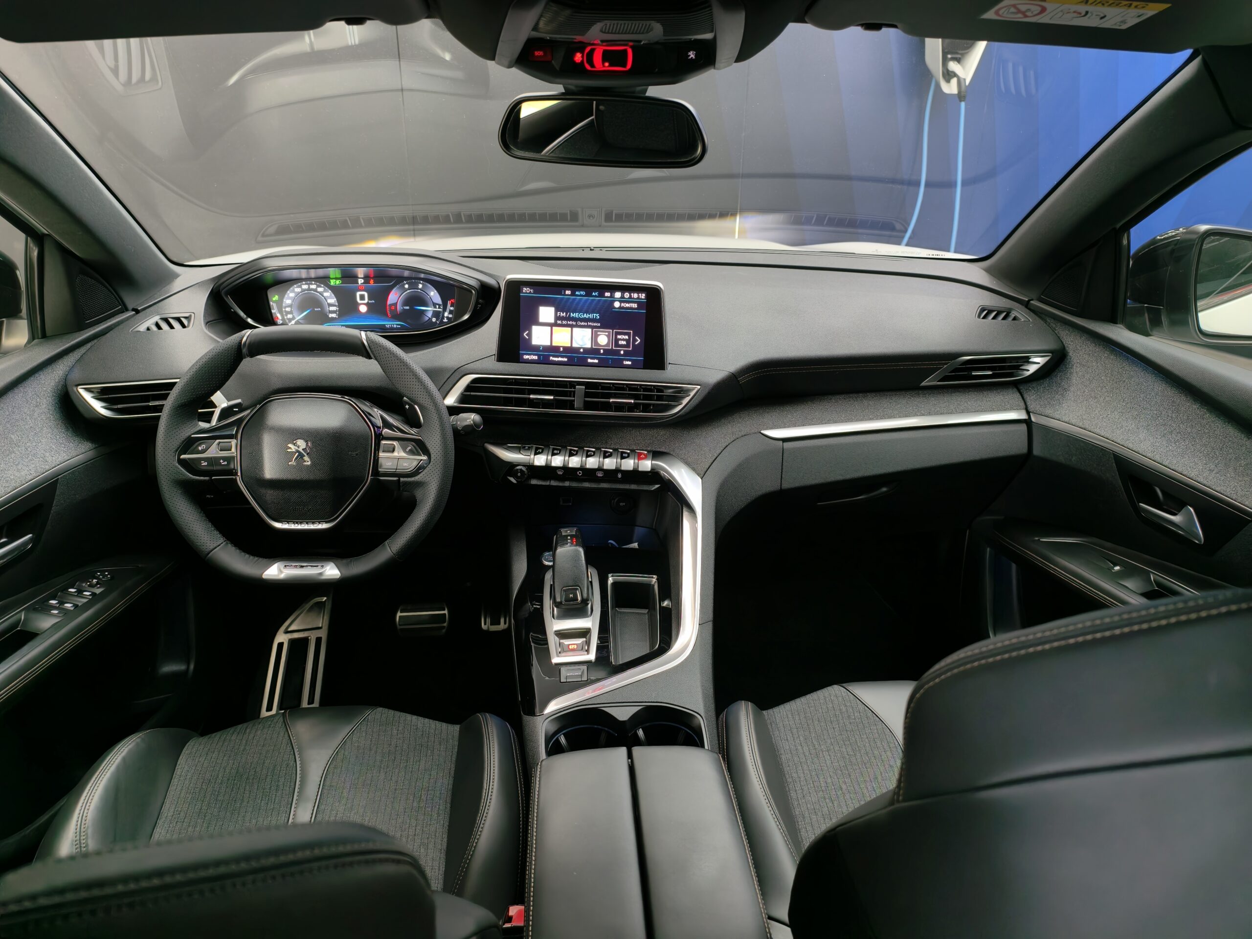 Peugeot 3008 BlueHDi 130 Stop & Start EAT8 GT - Image 5