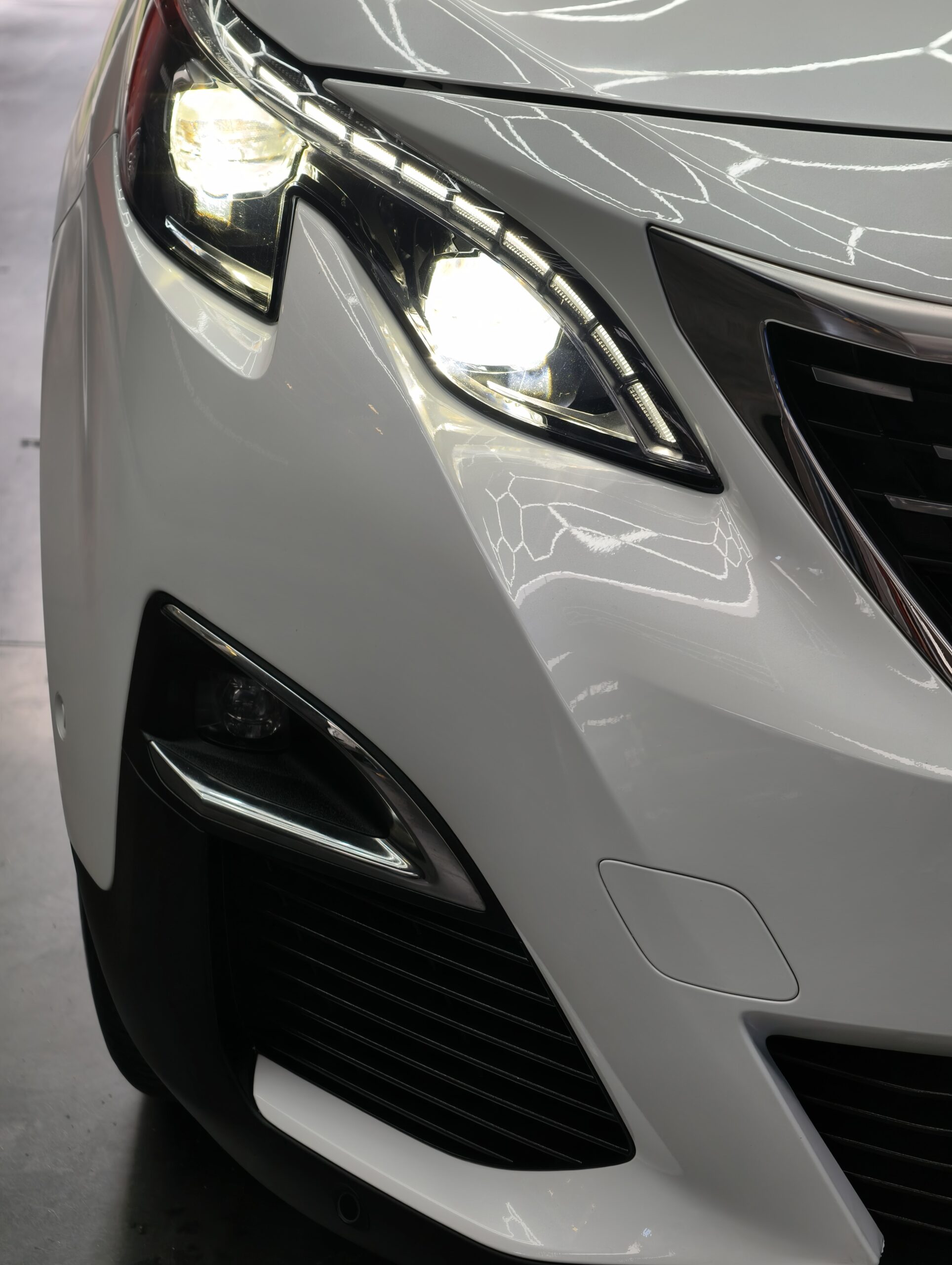 Peugeot 3008 BlueHDi 130 Stop & Start EAT8 GT - Image 28