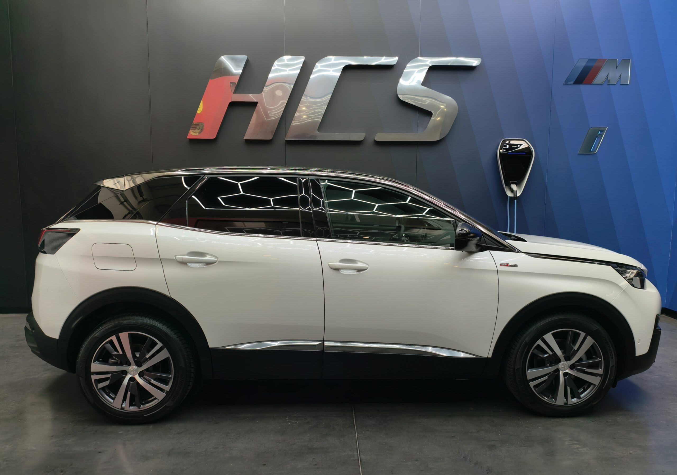 Peugeot 3008 BlueHDi 130 Stop & Start EAT8 GT - Image 33