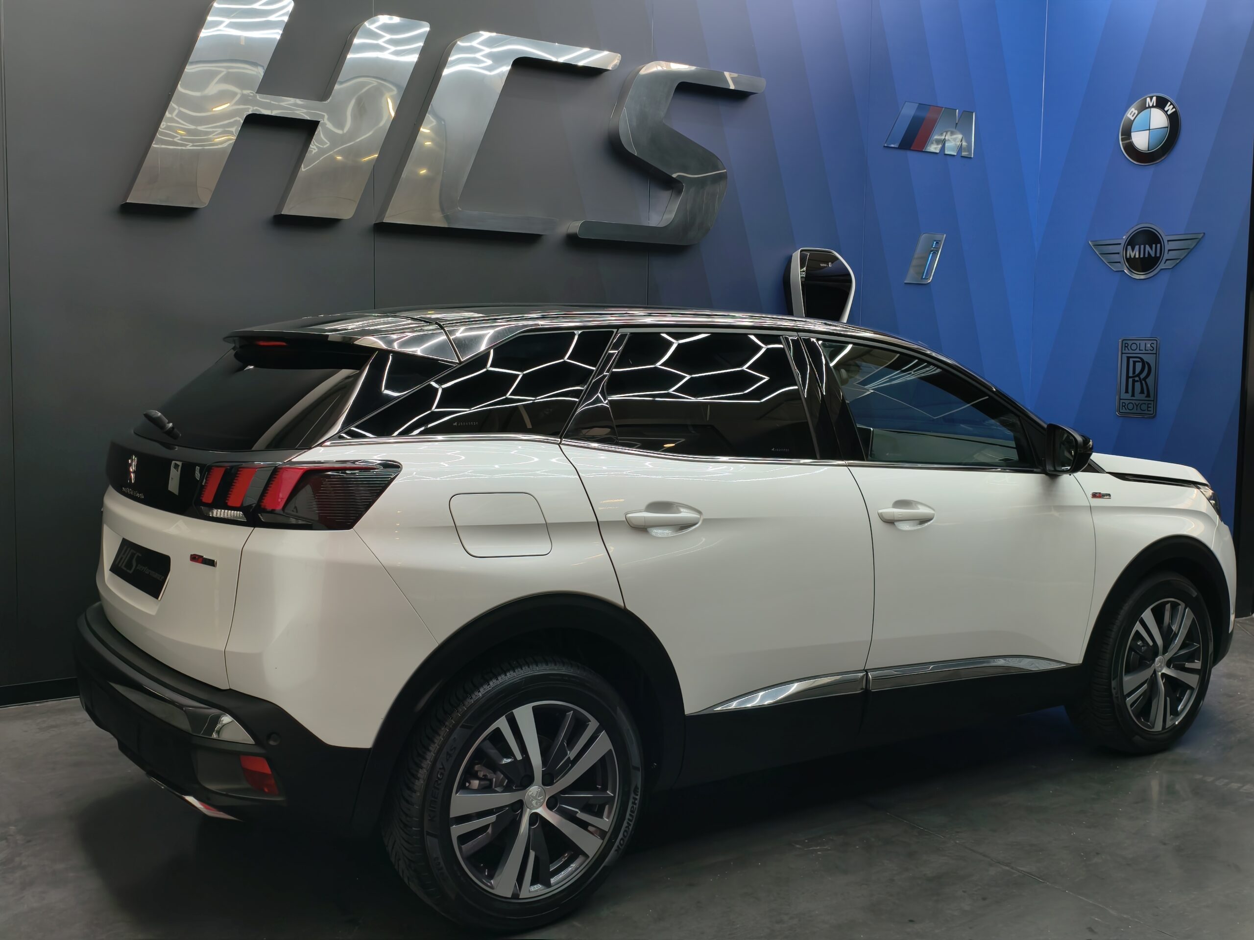 Peugeot 3008 BlueHDi 130 Stop & Start EAT8 GT - Image 35