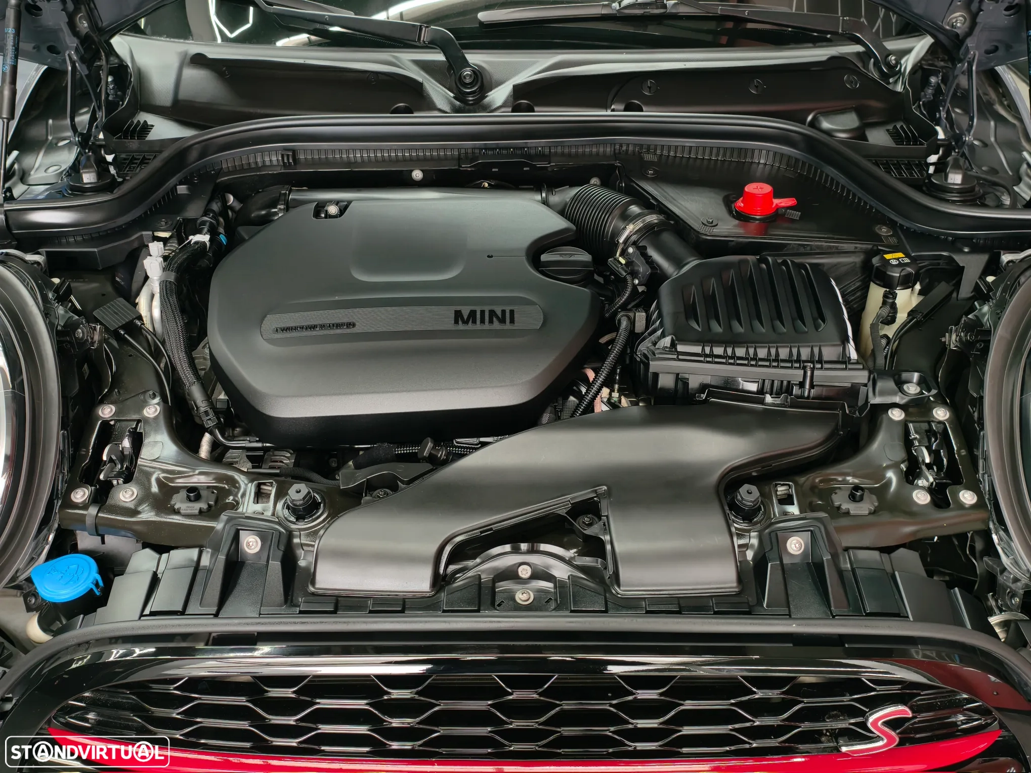 MINI 5 Portas Cooper SD Auto Desportiva - Image 15