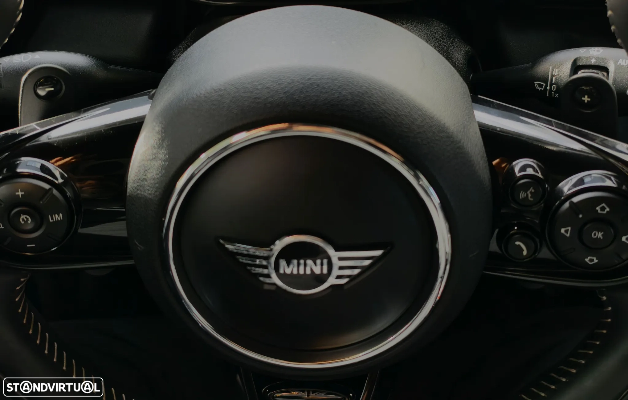 MINI 5 Portas Cooper SD Auto Desportiva - Image 16