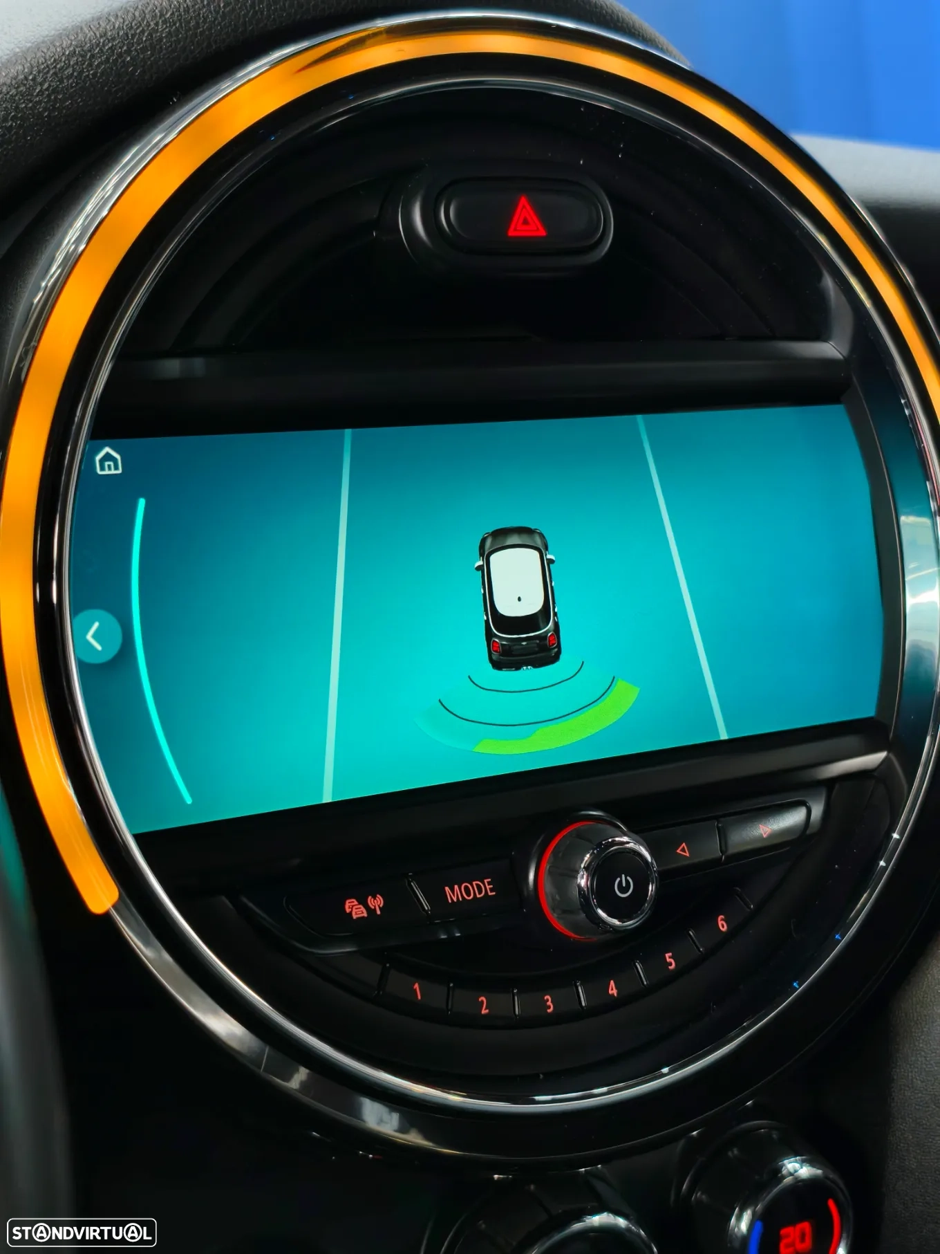 MINI 5 Portas Cooper SD Auto Desportiva - Image 22