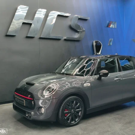 MINI 5 Portas Cooper SD Auto Desportiva