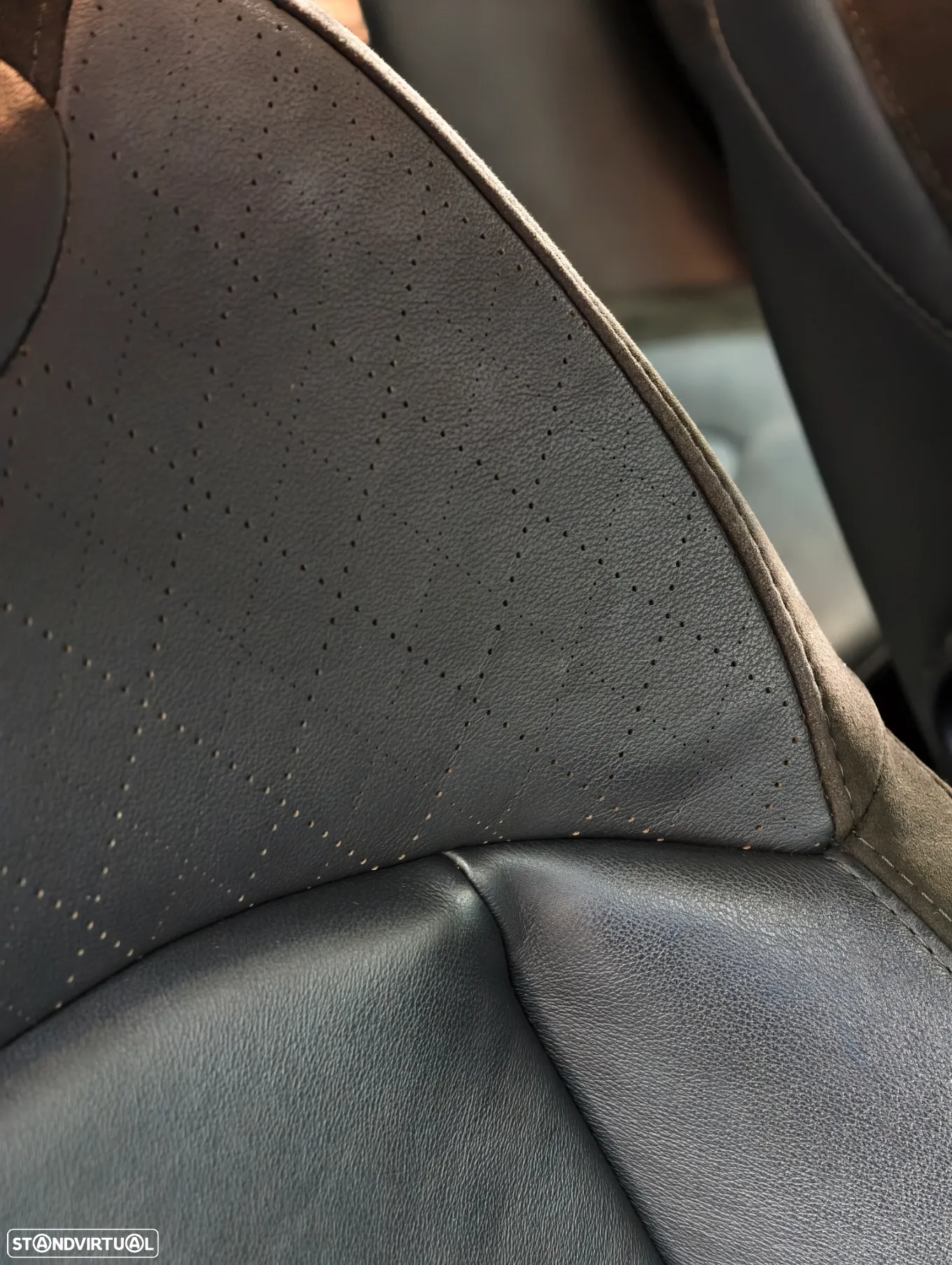 MINI 5 Portas Cooper SD Auto Desportiva - Image 35