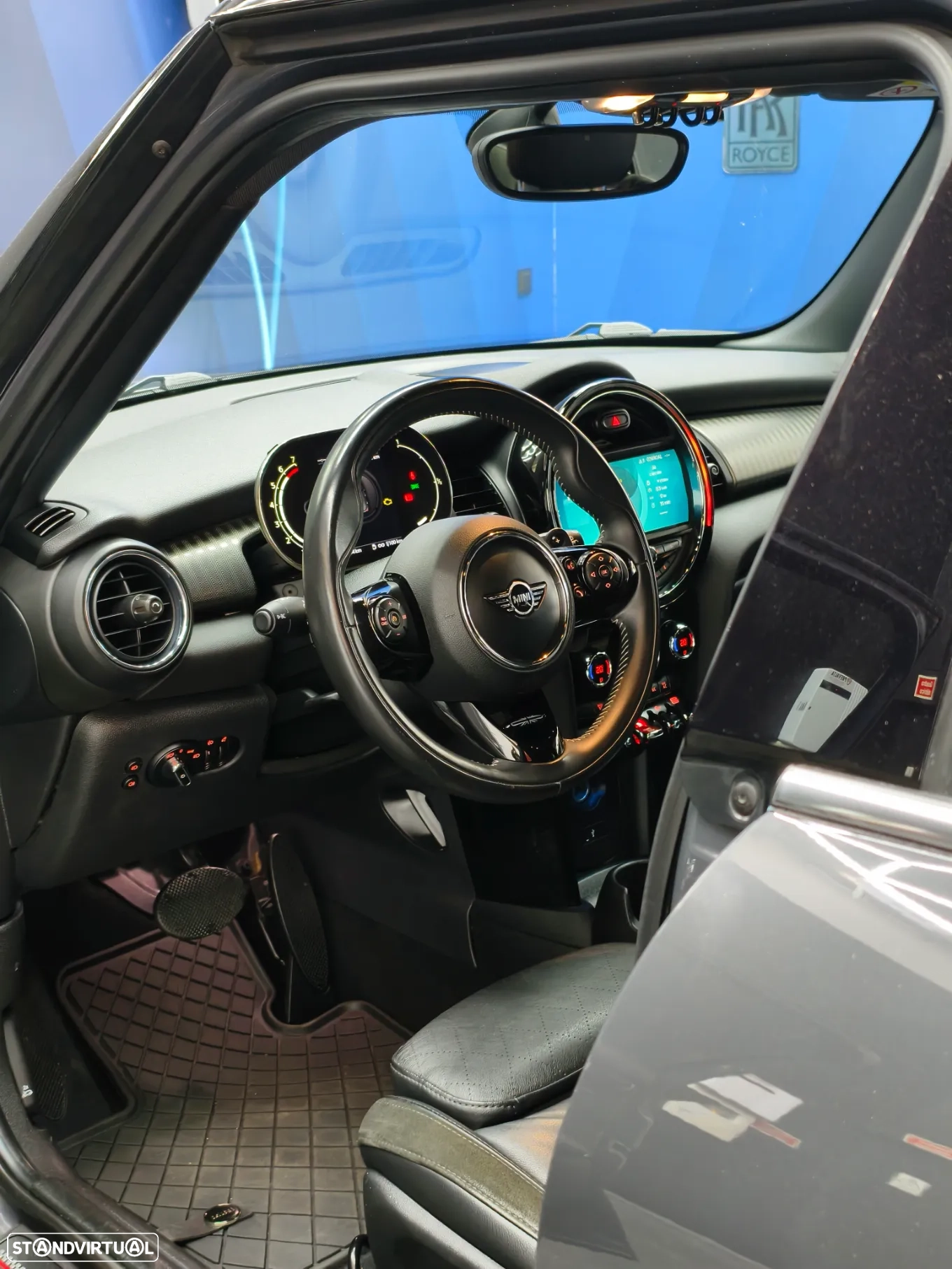 MINI 5 Portas Cooper SD Auto Desportiva - Image 47