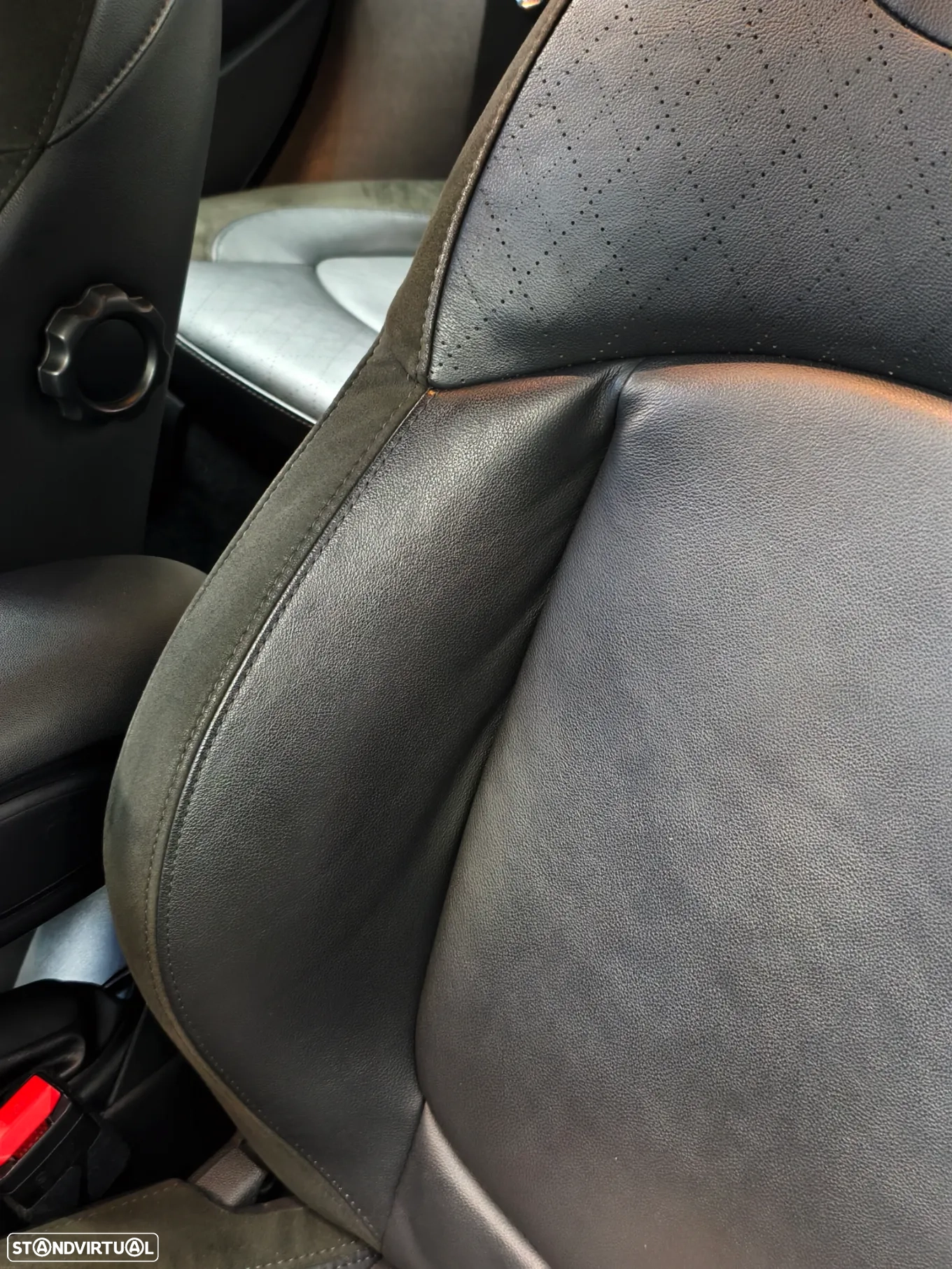 MINI 5 Portas Cooper SD Auto Desportiva - Image 46