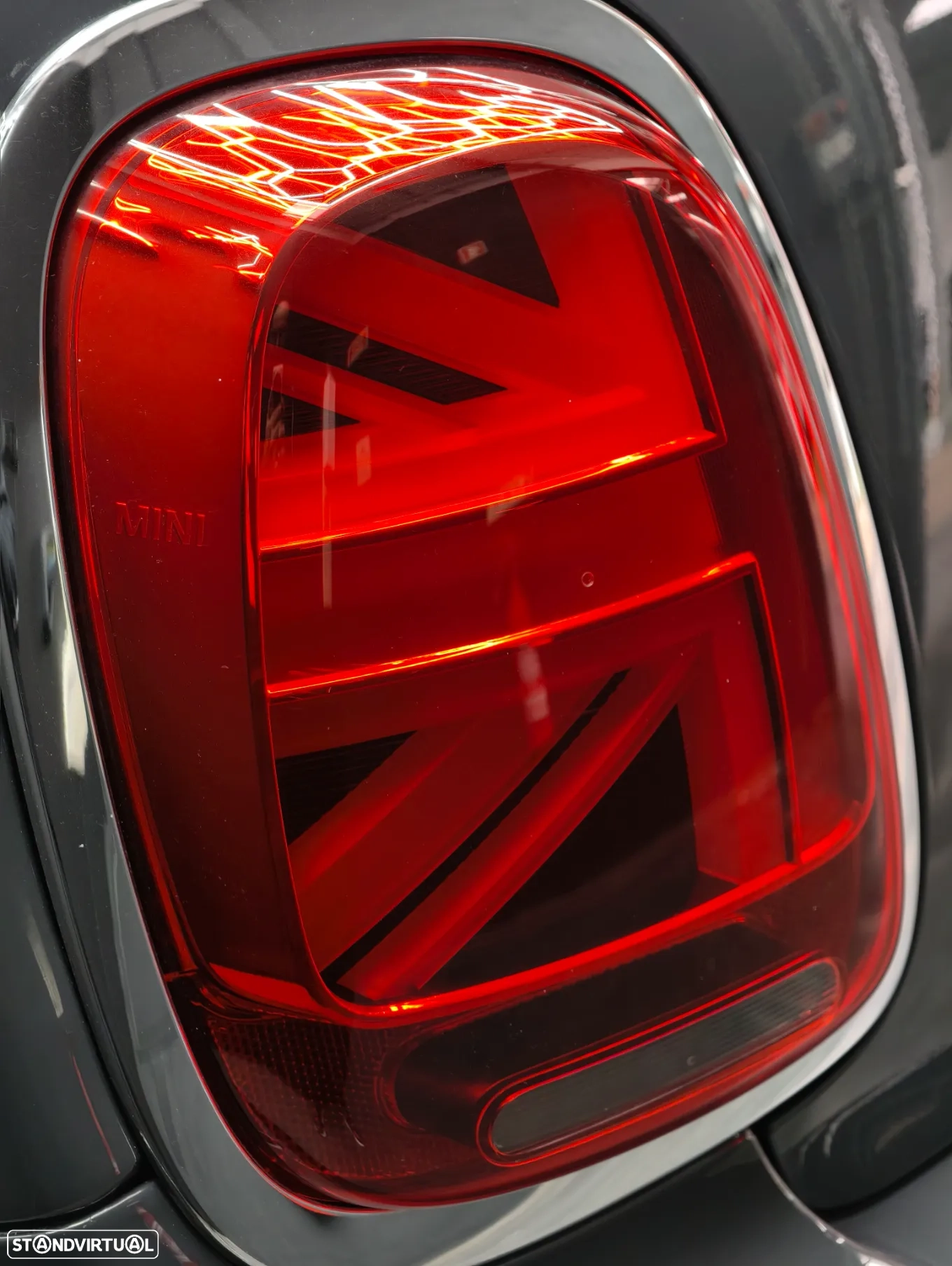 MINI 5 Portas Cooper SD Auto Desportiva - Image 9